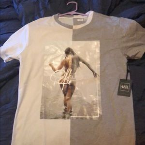 Brand New size medium young & reckless shirt